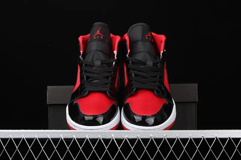 All categories Air Jordan Jordan series basketball shoes Air Jordan 1 Mid Air Jordan 1 Mid WMNS AJ1 Joe 1 black red patent leather silk BQ6472-600